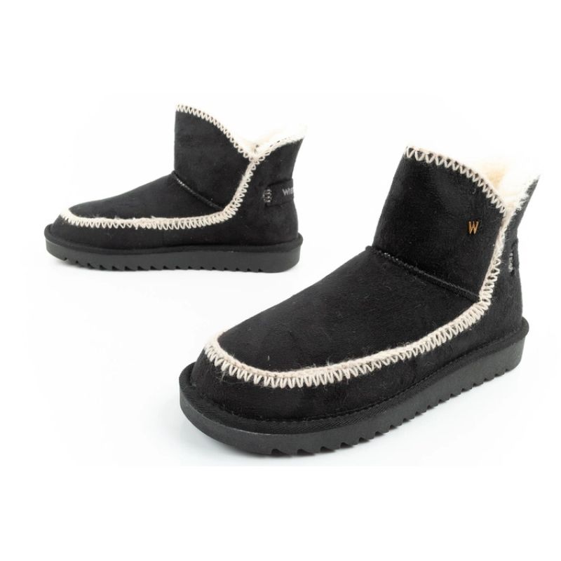 8. Wrangler Elsa winter boots ankle boots insulated comfortable fashionable black