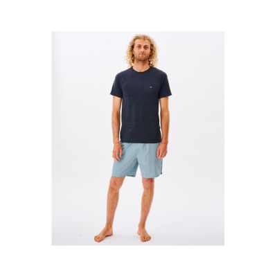 2. RIP CURL Vaporcool Seamless Tee T-Shirt black