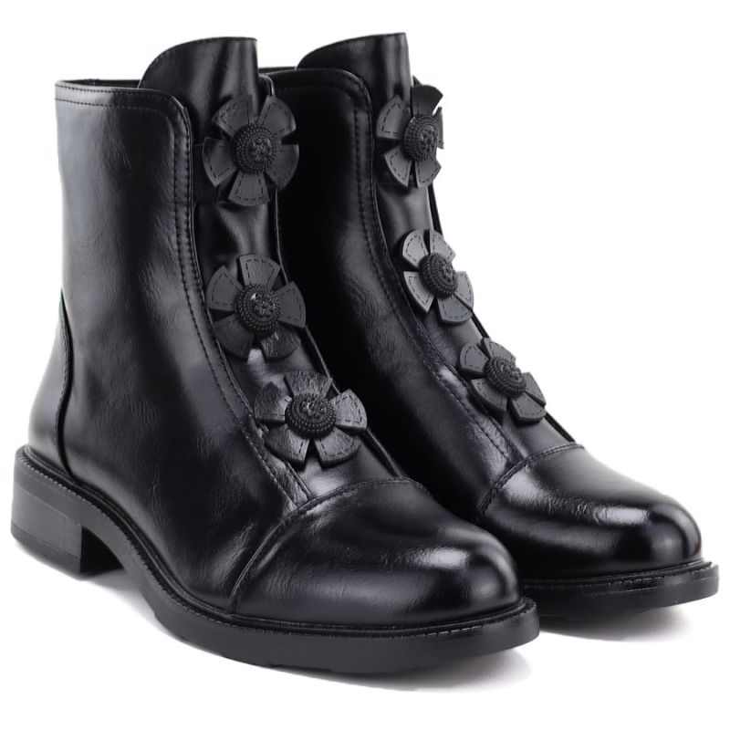 4. Women's ankle boots with decorative flowers, insulated, black, Potocki SZ12852