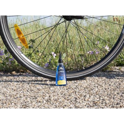 2. MICHELIN CLEANING AND PROTECTIVE OIL 100ML