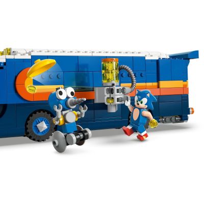 6. LEGO Sonic 77006 Sonic and Special Mission Vehicle