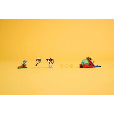 10. LEGO SONIC 77001 Sonic and the Camp Battle