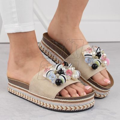 3. S.Barski W OLI260 beige platform flip-flops with beads