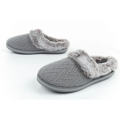26. Skechers W 167225/GRY Slippers