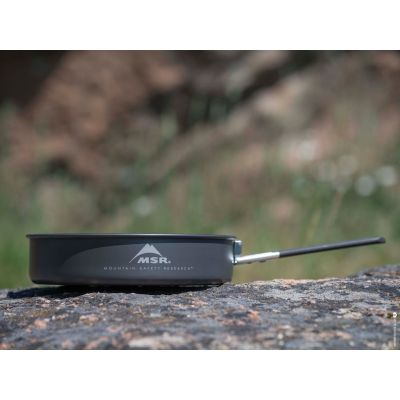 5. MSR Ceramic Skillet 21.1x21.6x5.1cm