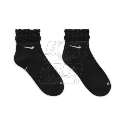 3. Nike Everyday DH5485-010 socks