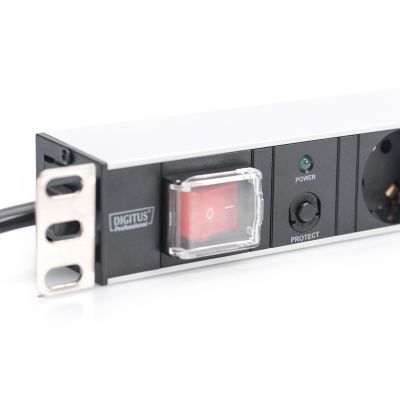 3. Digitus PDU 19" Rackmount Power Strip, 7x Schuko sockets, 2.0m, 1x Unischuko plug, 16A, on/off, overload protection, aluminum profile