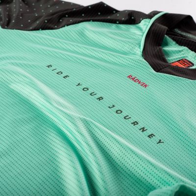 10. Radvik Zulu Mtb W Cycling Jersey 92800407041
