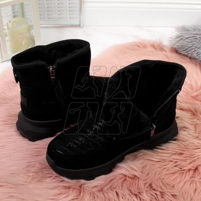 5. NEWS W EVE311A black suede snow boots