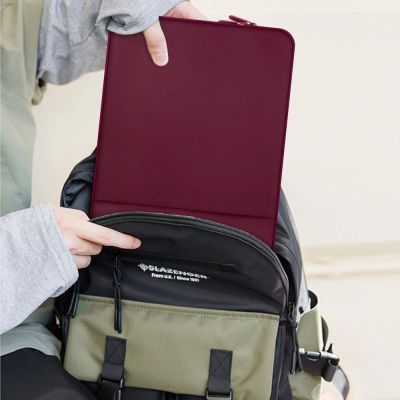 8. Tech-Protect Neoprene Laptop Case 15-16" - Burgundy