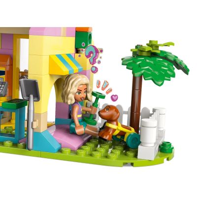 18. LEGO FRIENDS 42650 Pet Shop
