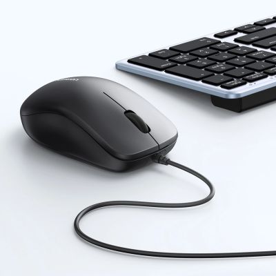 3. Ugreen wired optical mouse - black