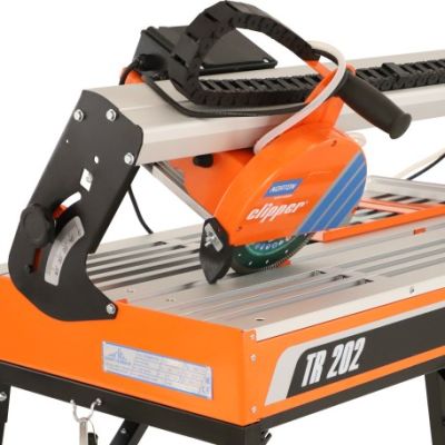 4. Norton Abrasives TR202 900 W 2950 RPM