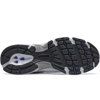 12. New Balance M MR530SG shoes