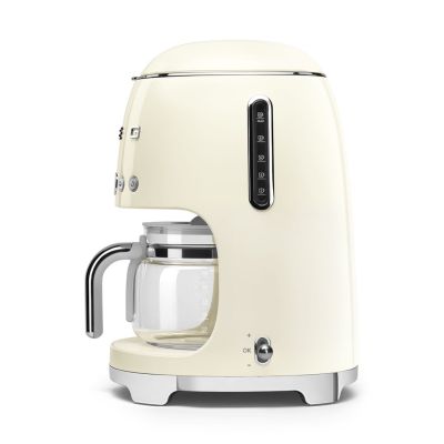 2. Smeg DCF02CREU Manual Drip Coffee Maker 1.4 l