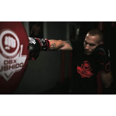 8. M - Mitts Classic Instrument Gloves