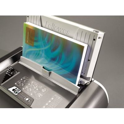 4. Fellowes Helios 30 – 300 sheets – 180 seconds – Graphite – 532 x 232 x 82 mm – 2.9 kg