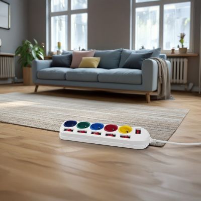 12. MACLEAN 5-OUTLET POWER STRIP WHITE WITH SWITCHES MCE204M/W