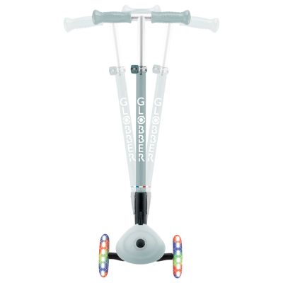 9. PRIMO FOLDABLE LIGHTS 3-Wheel Scooter (432-609-4)