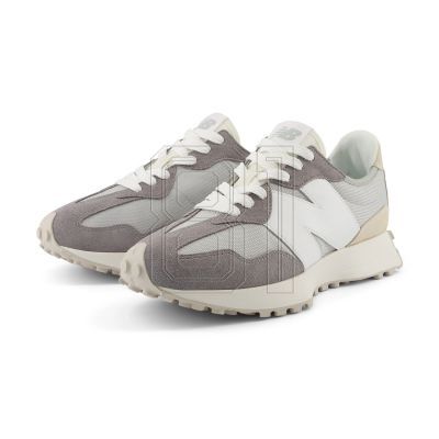 18. New Balance unisex sneakers U327FF