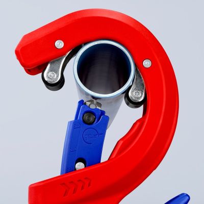 13. Knipex 90 23 01 BK hand pipe cutting tool Pipe cutter