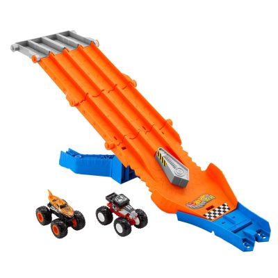 3. Hot Wheels Monster Trucks JFR07 toy car