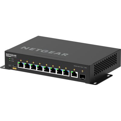 11. Netgear M4250-9G1F (GSM4210PD) Managed Gigabit Switch, 10 Ports, 110 W PoE (PoE+: 8 Ports)