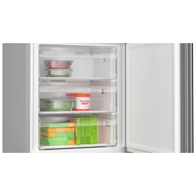 6. BOSCH KGN49LBCF fridge-freezer