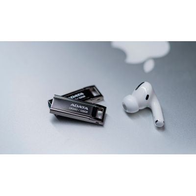 6. ADATA FLASHDRIVE UR340 64GB USB 3.2 BLACK