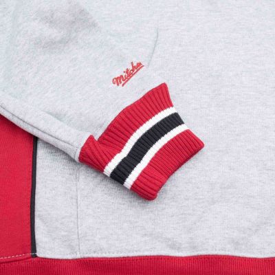 4. Mitchell & Ness Pinnacle Heavyweight Fleece NBA Miami Heat Hoodie