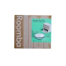 iROBOT ROOMBA® MAX 705 COMBO Vacuum and Mop Robot + AUTOWASH DOCKING STATION White