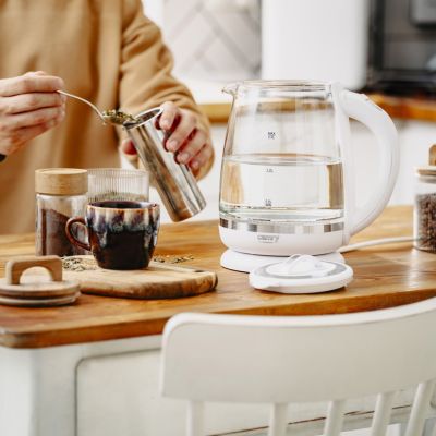 25. Electric kettle CAMRY CR 1290w white