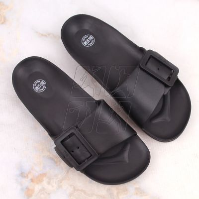 8. Black beach slippers Big Star W FF274A389