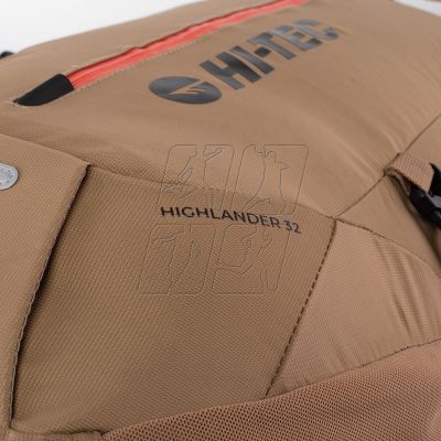 7. Hi-Tec Highlander 32 backpack 92800597706