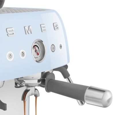 14. Smeg EGF03PBEU coffee machine Manual espresso machine 2.4 l