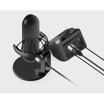 7. SteelSeries Alias Pro microphone