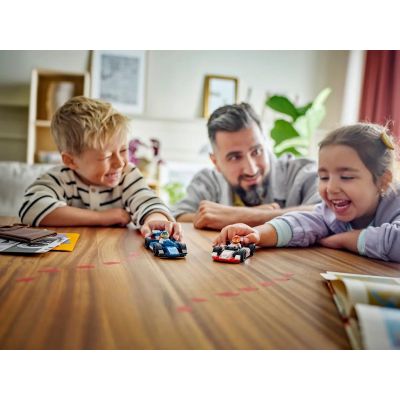 6. LEGO CITY 60464 F1 Williams Racing and Haas F1 cars