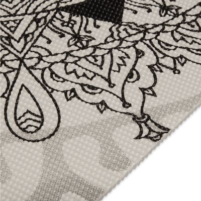 7. Gaiam Dovvetail Sundal Yoga Mat 5MM 64955
