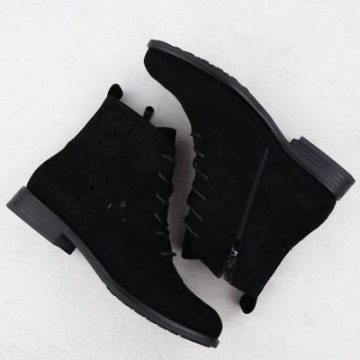 12. Suede ankle boots S.Barski W HY51-136 OLI284A