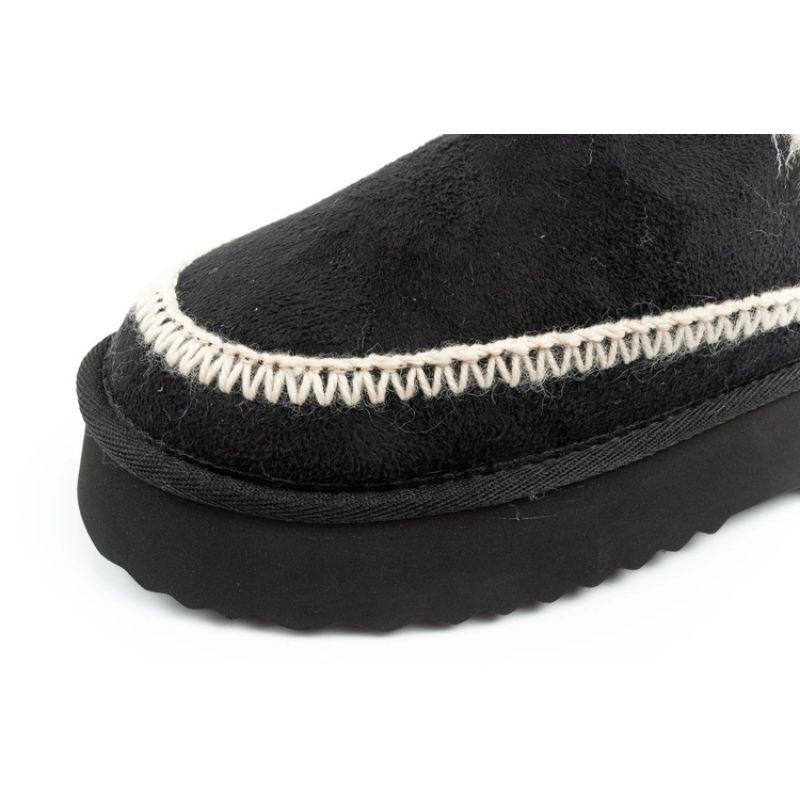 6. Wrangler Connie Slip-On shoes slippers women's insulated slip-on boots