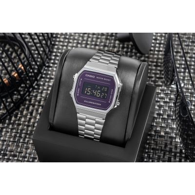 5. CASIO VINTAGE Men’s Watch A168WEM-1EF + BOX