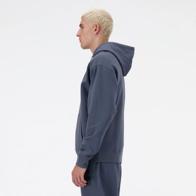 6. New Balance Graphic Hoodie M MT41517GT