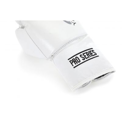 3. Yakima Sport Wolf Gloves L 10 oz 10052310OZ