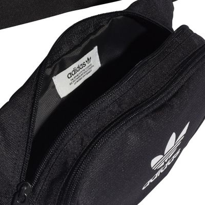 4. adidas Originals Essential Crossbody DV2400