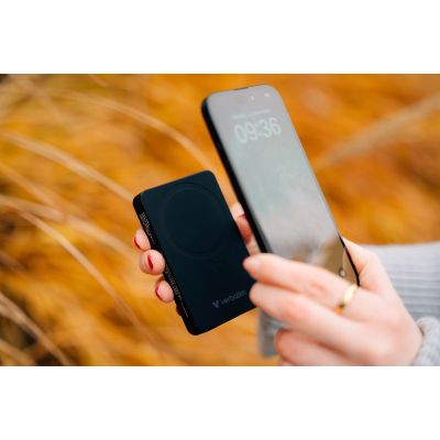 5. Verbatim Charge 'n' Go Essentials 10000 mAh Wireless Charging Black