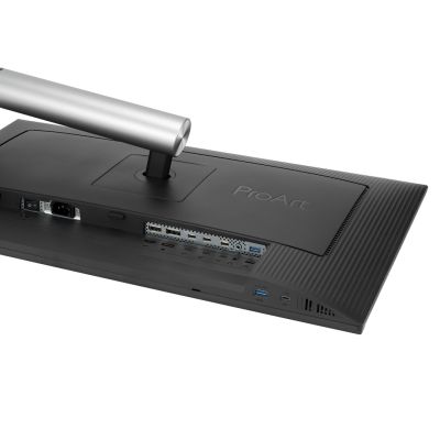 35. ASUS ProArt PA32QCV Computer Monitor 80 cm (31.5") 6016 x 3384 px 6K Ultra HD LCD Silver
