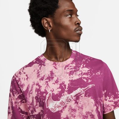 8. Nike Dri-FIT M DZ2729-653 T-shirt