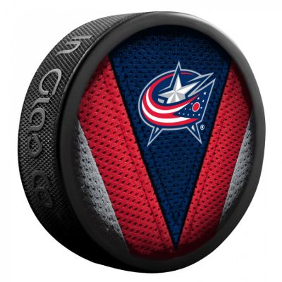 19. Souvenir Hockey Puck Inglasco NHL Stitch 510AN000605