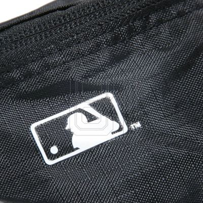 4. New Era MLB New York Yankees Waist Bag 60137393