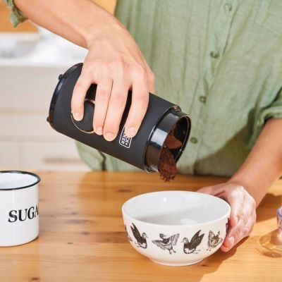6. Black+Decker BXCG150E (150W) Coffee Grinder